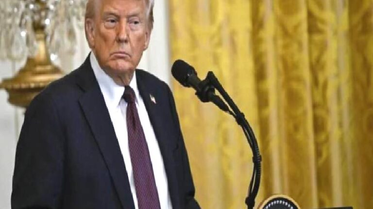 ABD’nin İsrail Büyükelçisi Huckabee’den Trump’a “Tanrı sizi korudu” mesajı