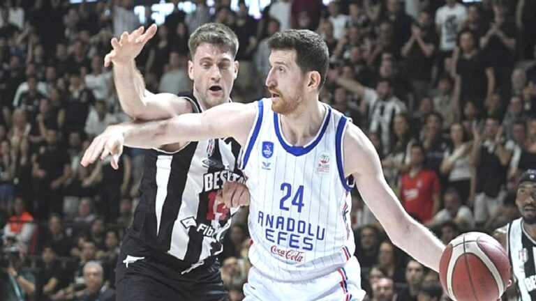 Beşiktaş Fibabanka 87-90 Anadolu Efes (MAÇ SONUCU-ÖZET)