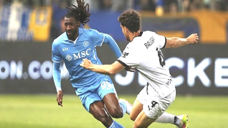 Beşiktaş’ta flaş transfer gelişmesi! Solskjaer o futbolcuyla görüştü