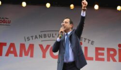 Ekrem İmamoğlu vatandaşlara “demokrasi, barış, huzur, üretim ve umudun” sözünü verdi