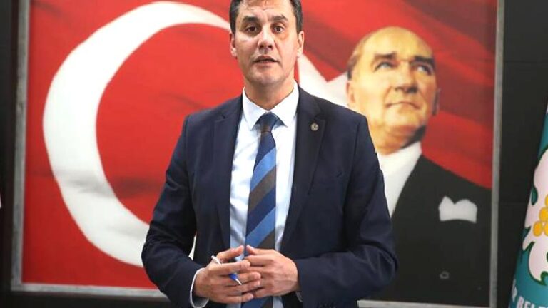 Ferdi Zeyrek’in sağlık durumu hakkında yeni açıklama: Her an her şey olabilir, değişebilir, genel durumu kritik
