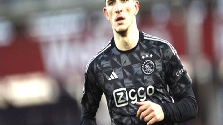 Galatasaray’dan Ajax forması giyen Ahmetcan Kaplan’a kanca
