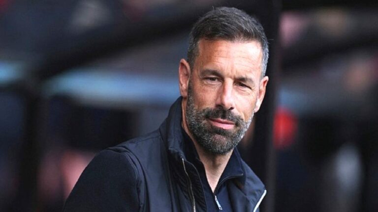 Leicester City’de Ruud van Nistelrooy dönemi sona erdi