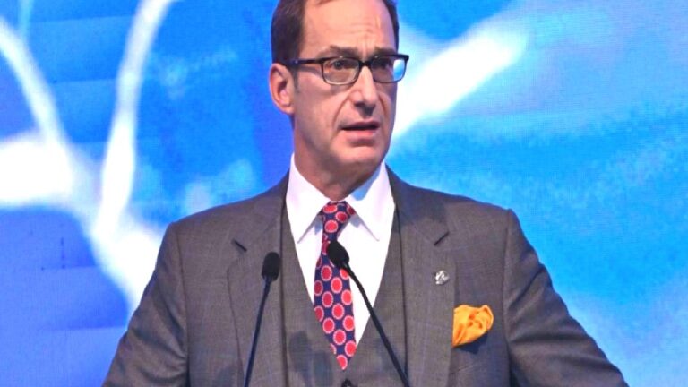 Ömer Koç TOFAŞ yönetiminden ayrıldı