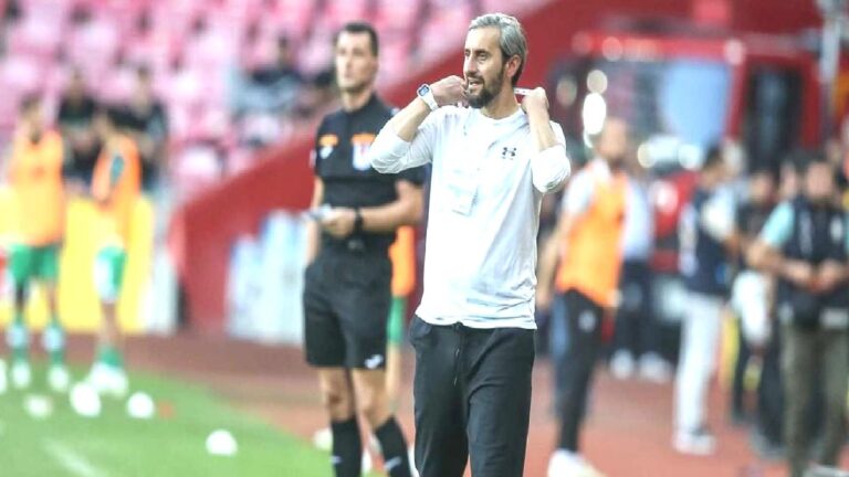 Serkan Özbalta göreve başladı