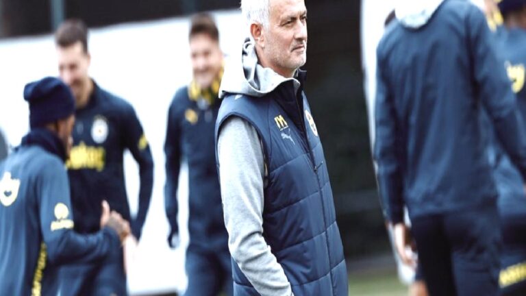 TRANSFER HABERİ – Fenerbahçe’den flaş ayrılık kararı! 10 isim birden…