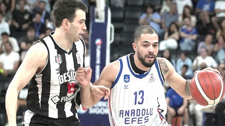 Anadolu Efes’te Darius Thompson ile yollar ayrıldı