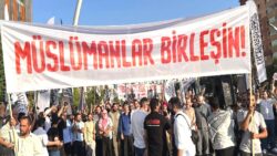 Ankara’da yüzlerce kişi, “Katil İsrail, işbirlikçi AKP” sloganları eşliğinde AKP Genel Merkezi’ne yürüdü