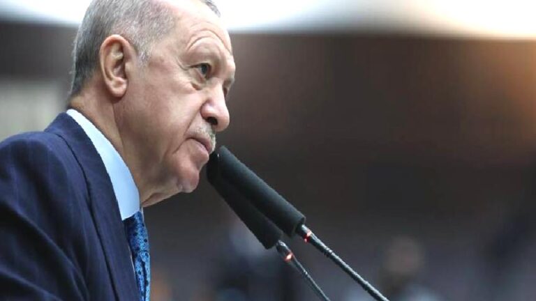 Erdoğan’dan ‘Terörsüz Türkiye’ açıklaması: Bu hayırlı sürecin yol kazası yaşanmadan, sabote edilmeden başarıyla neticelenmesini temenni ediyoruz