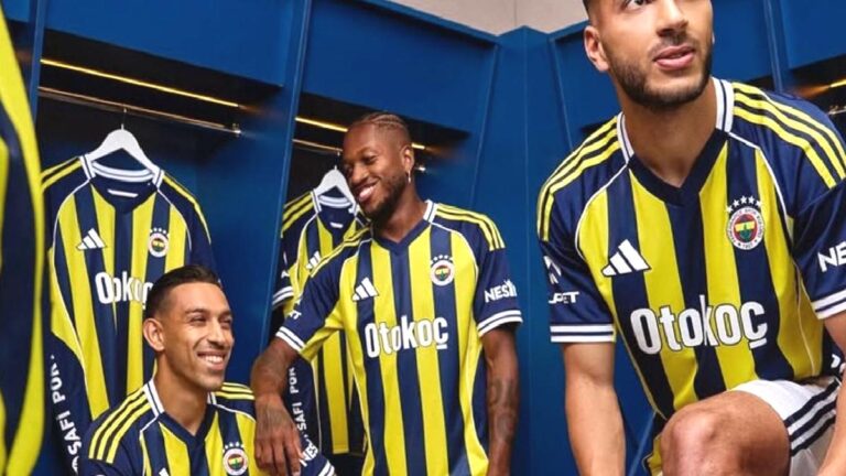 Fenerbahçe 2025-2026 sezonu formalarını tanıttı!