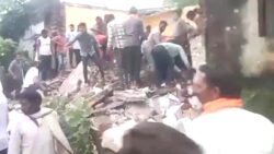 Hindistan’da okulun çatısı çöktü: 7 öğrenci öldü