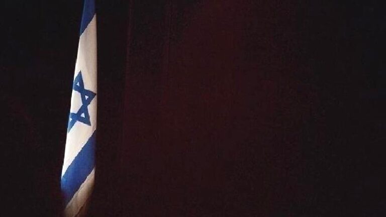 İsrail’de koalisyon ortağı Agudat Israel Partisi üyeleri de hükümetten istifasını duyurdu