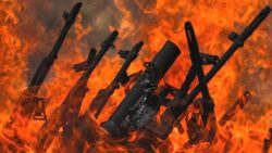 Köşe yazarları PKK’nın silah bırakmasını nasıl değerlendirdi?