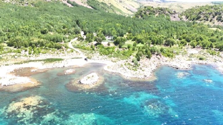 Nemrut Kalderası eşsiz güzellikleriyle ziyaretçilerini ağırlıyor