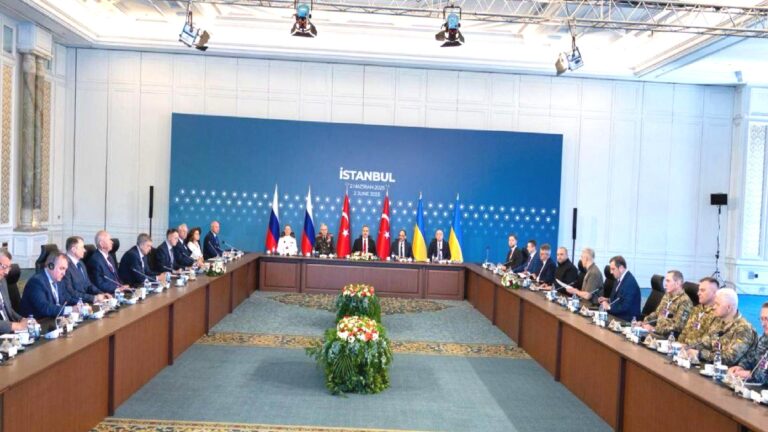 Rusya ve Ukrayna heyetleri 3. tur müzakereler için İstanbul’da yeniden buluşuyor