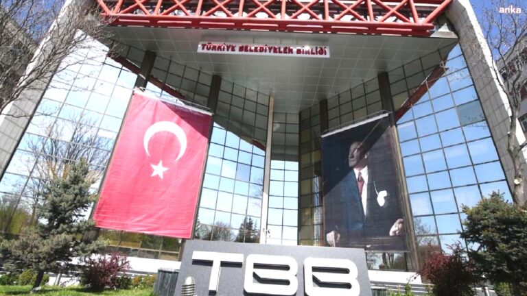 TBB’den Zeydan Karalar’ın tutuklanmasına ilişkin açıklama: Yerel yöneticilere yönelik her türlü müdahale halk iradesine yönelmiş bir tehdit olarak görülmeli