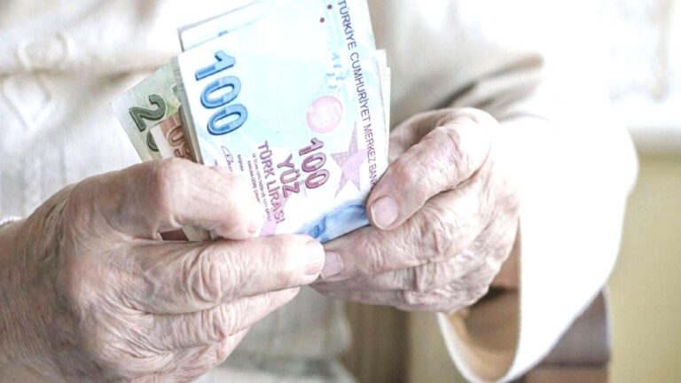 TBMM’de kabul edildi: En düşük emekli aylığı 16 bin 881 lira oldu
