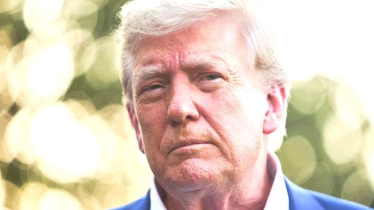 ‘Trump, Rusya konusunda kendi açıklamalarıyla çelişen duygularla hareket ediyor’