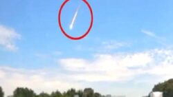 ABD’deki bir eve Dünya’dan daha yaşlı bir göktaşı çarptı!