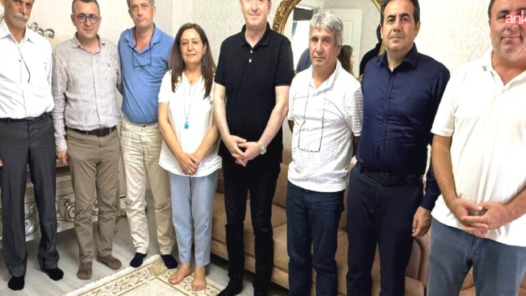 DEM Parti Eş Genel Başkanı Bakırhan, İmralı Cezaevi’nden tahliye edilen Veysi Aktaş’ı ziyaret etti