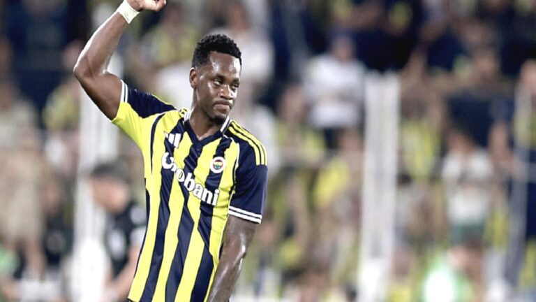 Fenerbahçe’de Jhon Duran’dan sakatlık açıklaması!