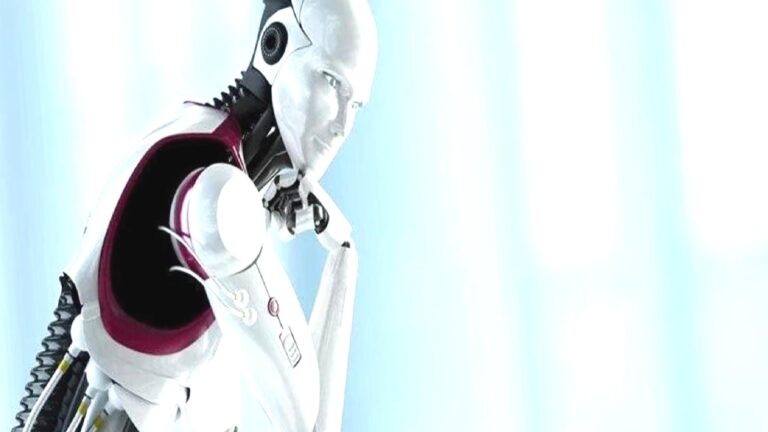 Hamilelikte yeni dönem: Yapay rahimli robot, sosyal medyayı ikiye böldü
