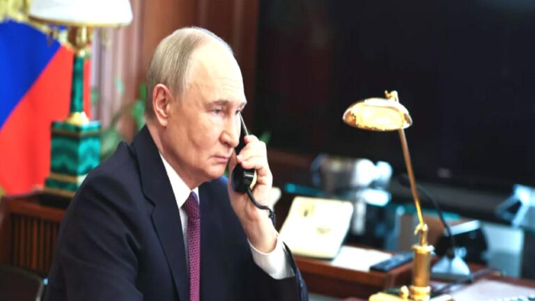 Kremlin: Putin, Kim Jong-un ile telefon görüşmesi gerçekleştirdi