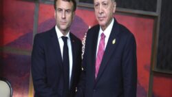 Macron’la görüşen Erdoğan: Rusya ile Ukrayna arasındaki barış çabalarına her türlü katkıyı vermeye devam edeceğiz