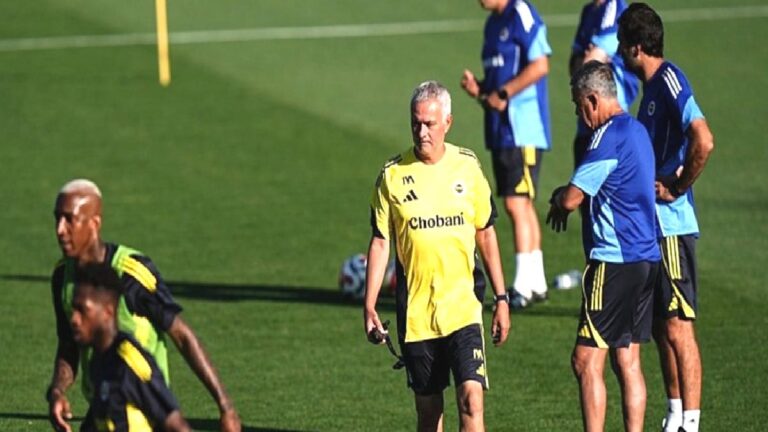 Mourinho’dan sürpriz karar! İşte Fenerbahçe’nin Göztepe maçı 11’i