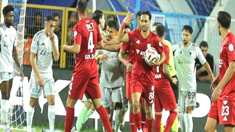 Pendik geri döndü