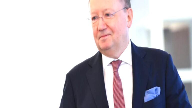 Yakovenko: Alaska tercihi sembolik bir karar