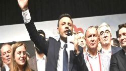 CHP’den yeni hamle: İstanbul İl Kongresi için olağanüstü kongre başvurusunda bulunuldu!