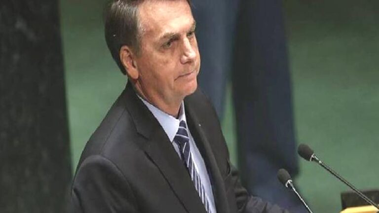 Eski Brezilya Devlet Başkanı Bolsonaro’ya darbe girişimi suçundan 27 yıl 3 ay hapis cezası verildi