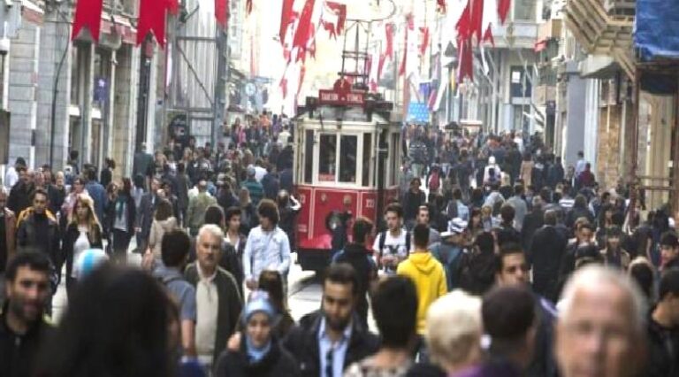 İPA: İstanbul’da dört kişilik bir ailenin yaşam maliyeti 100 bin liraya dayandı
