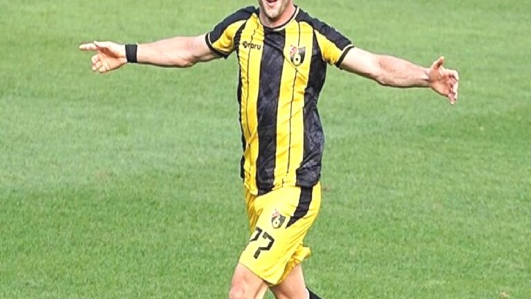 İstanbulspor farklı kazandı