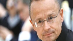 Macaristan’dan AB’ye çağrı: Antifa hareketi terör örgütü ilan edilsin