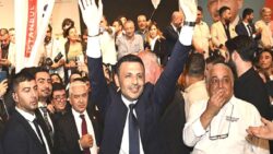 Mülkiyeliler Birliği ve İstanbul Siyasal Bilgiler Fakültesi Mezunlar Derneği’nden CHP İstanbul İl Başkanlığı’na kayyım atanmasına tepki