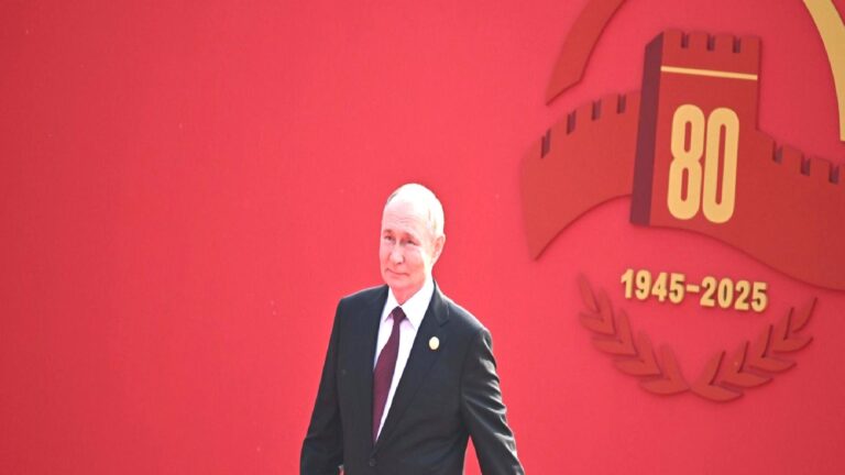 Putin, gazileri Japonya’ya karşı kazandıkları Zafer Günü dolayısıyla tebrik etti