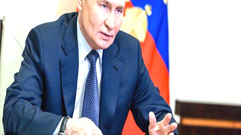 Putin’den Ermenistan Başbakanı Paşinyan’a Bağımsızlık Günü kutlaması