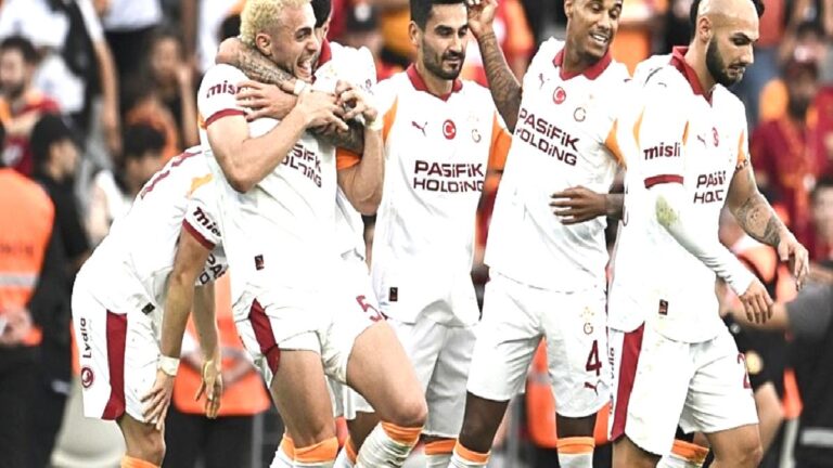 Usta yazardan Galatasaray’ın yıldızına övgü: Takım arkadaşlarını uykudan uyandırdı!