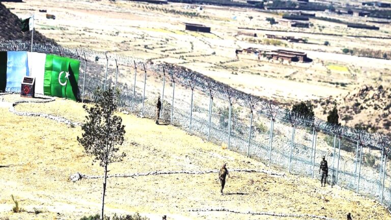 ‘Afganistan-Pakistan ateşkesi, Katar müzakerelerinin sonuna kadar uzatıldı’