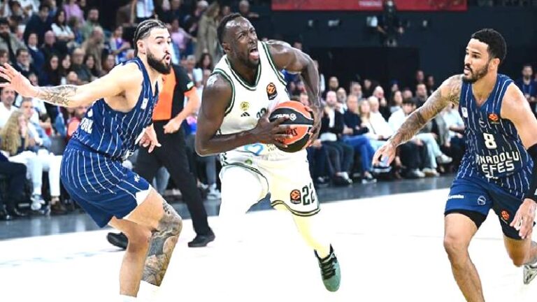 Anadolu Efes, Ergin Ataman’lı Pana’ya boyun eğdi