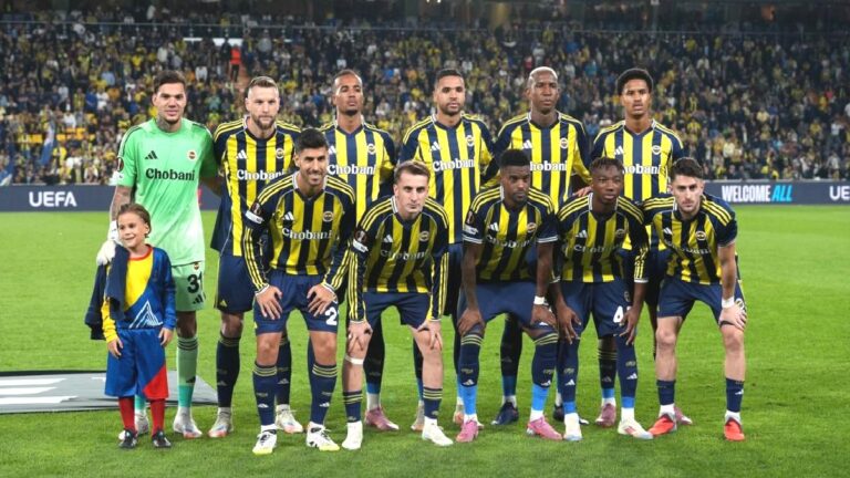 FENERBAHÇE HABERİ: Ömer Üründül’den o isme övgü dolu sözler! “Çok ağır yükü başarıyla taşıdı”