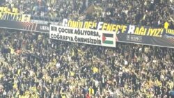 Fenerbahçe tribünlerinden Filistin’e anlamlı mesaj!