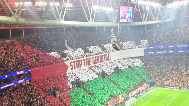 Galatasaray taraftarından dünyaya ses getiren mesaj: Filistindeki soykırımı durdurdun!
