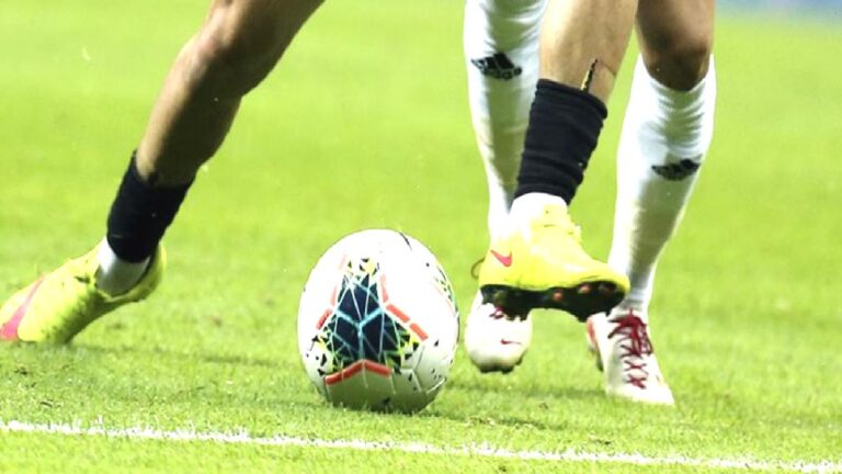Galatasaray-Trabzonspor ve Beşiktaş-Fenerbahçe maçları 125 ülkede yayınlanacak