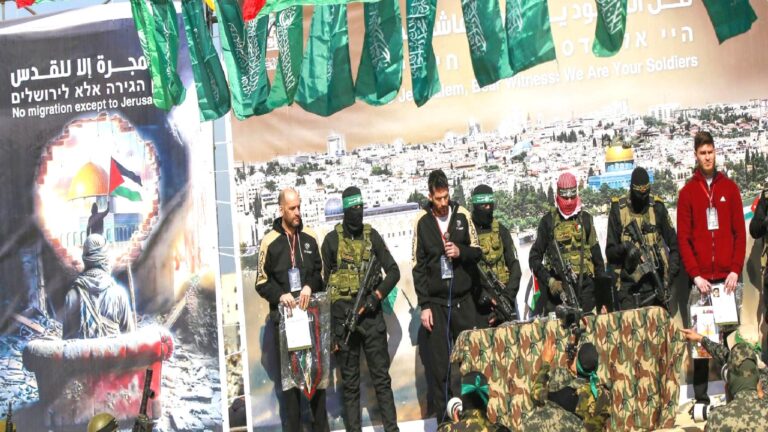Hamas’tan ilk açıklama: ‘Garantör devletleri  anlaşmanın uygulanmasının geciktirilmesine izin vermemeye çağırıyoruz”