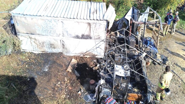 Hatay’da konteynerde yangın: 1 yaşındaki bebek hayatını kaybetti