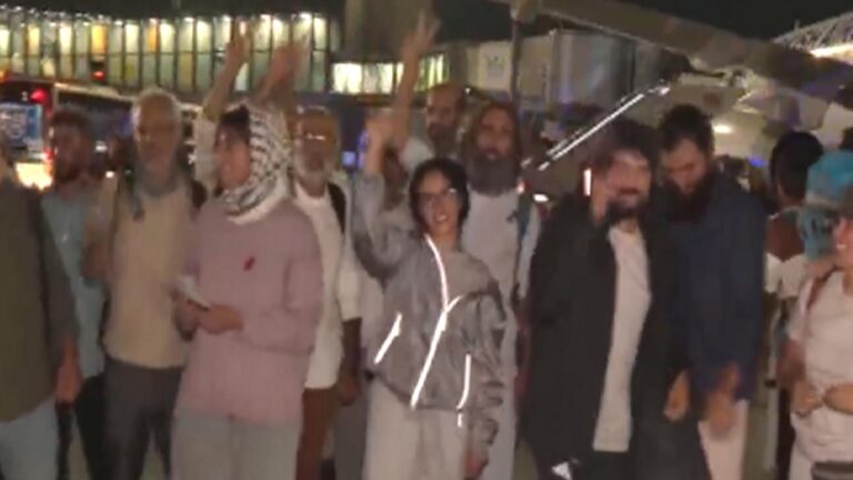 İkinci Gazze kafilesi İstanbul’da: 15 Türk aktivist daha geri döndü
