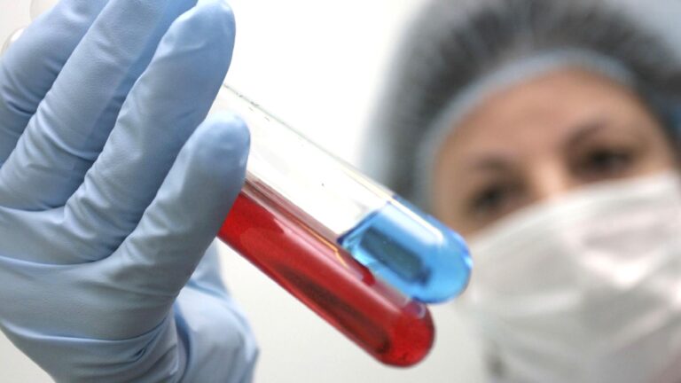 Maldivler, HIV, frengi ve hepatit B’nin anneden çocuğa bulaşmasını ‘üçlü olarak ortadan kaldıran’ ilk ülke oldu